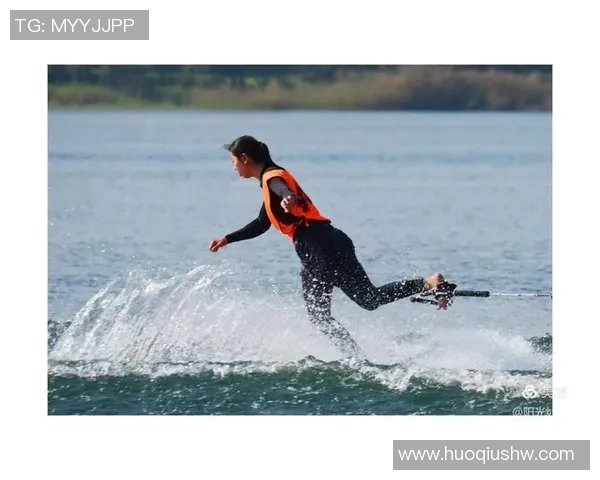 激情四射的游泳赛场，挑战极限的速度与力量，尽显运动员风采